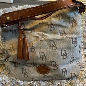 Dooney & Bourke Bag
